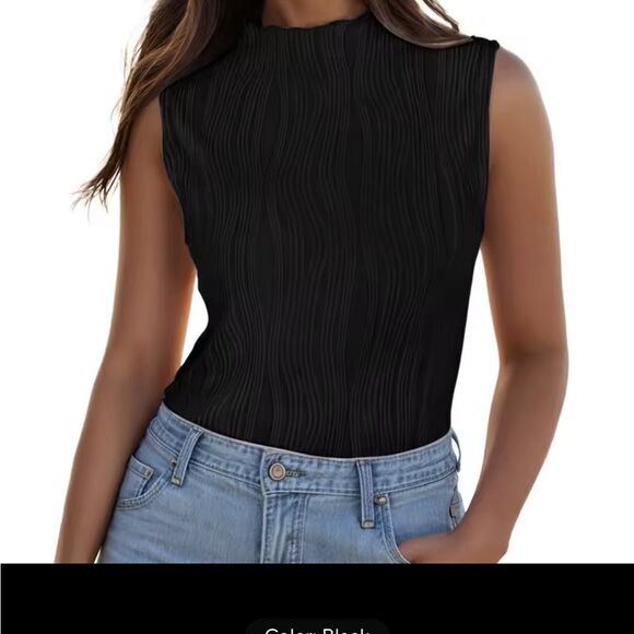 New Ruched Sleeveless White or Black  Blouse Top for Women - Picture 1 of 13